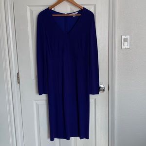 Diane Von Furstenberg V-neck dress